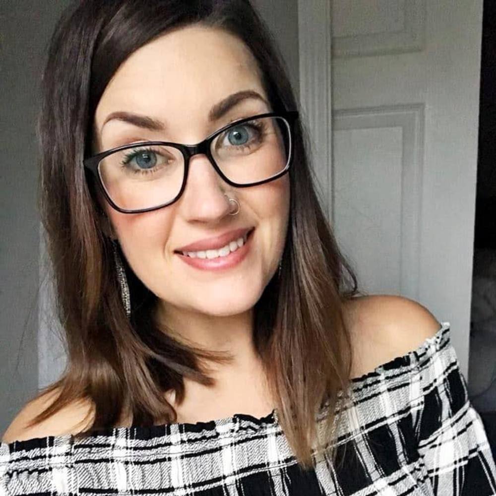 Meet your Posher, Amanda